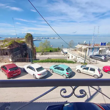 Harbour 4* 네아 미카니오나