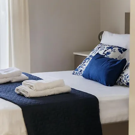 Harbour Aparthotel 4*