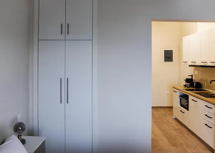 Harbour Apartmanhotel Néa Mihanióna